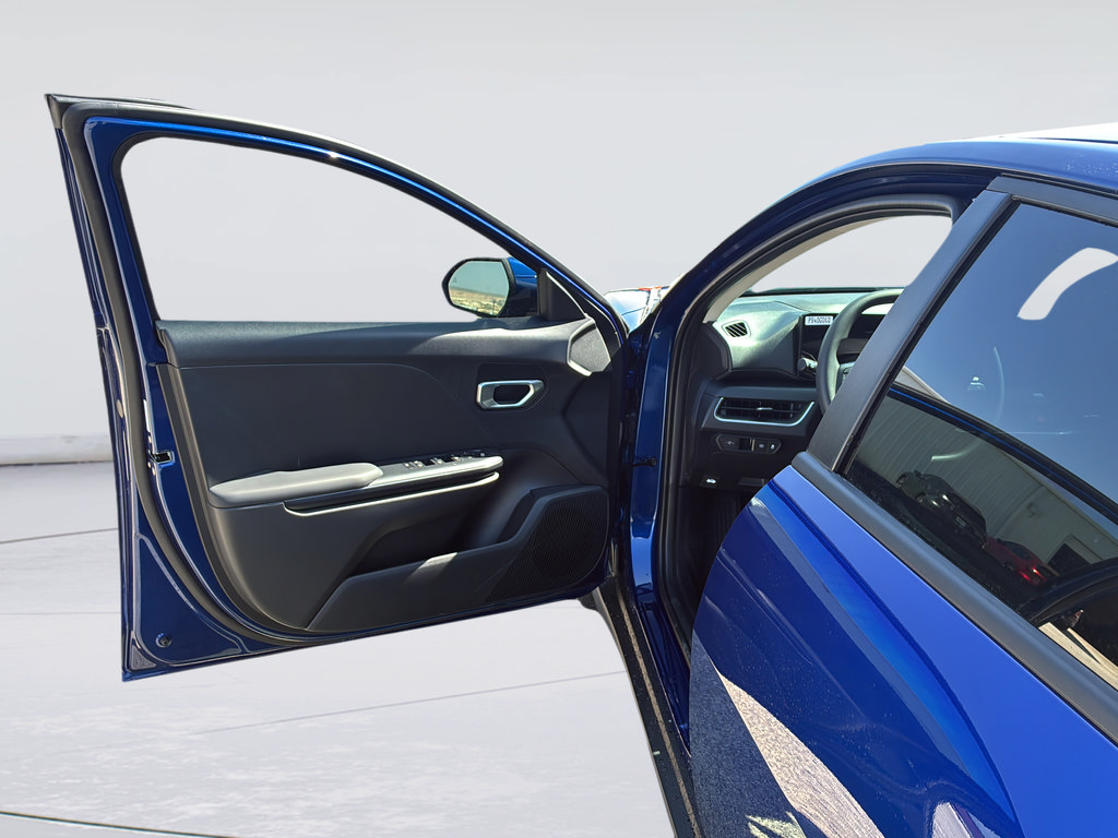 New 2026 Kia K4 FWD image 20