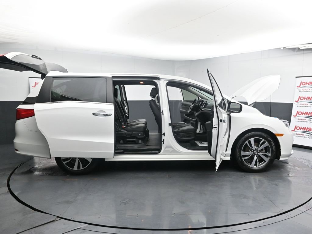 Used 2023 Honda Odyssey Touring image 45