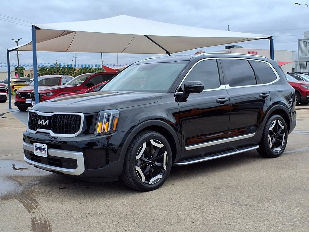 Certified 2024 Kia Telluride EX FWD image 4