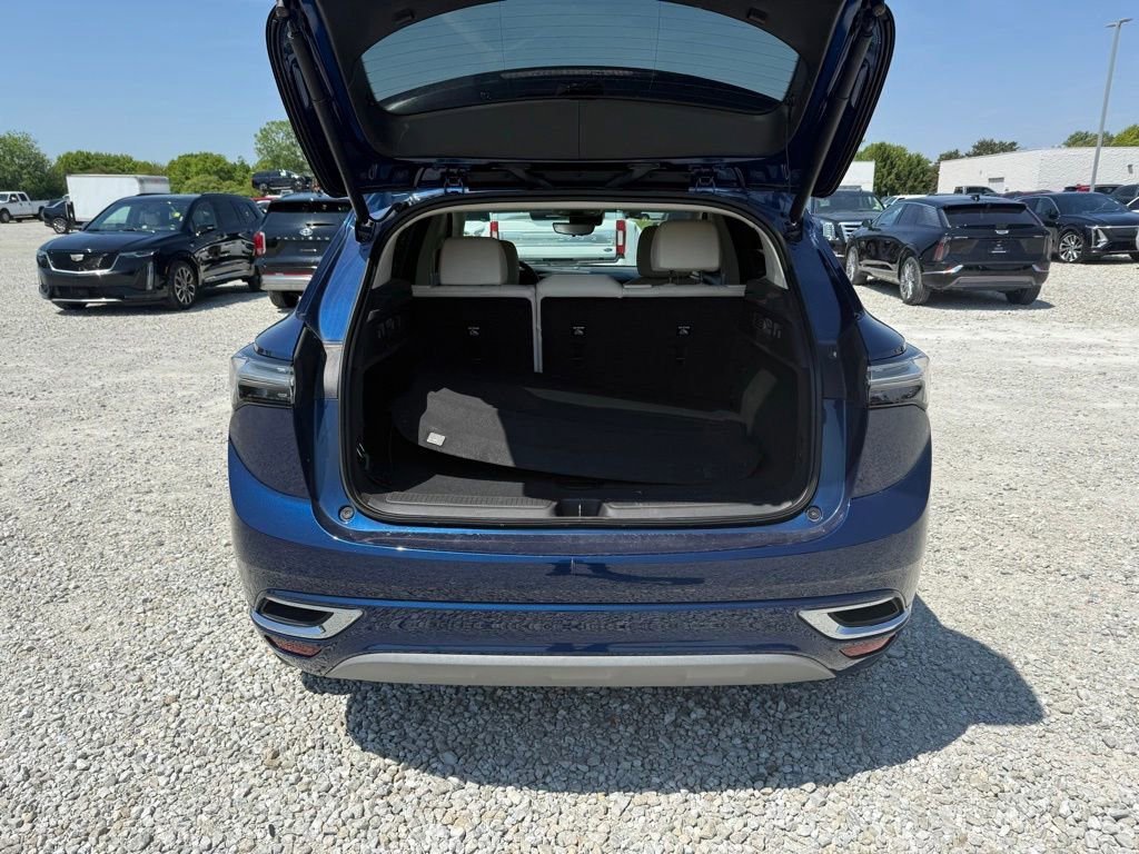 Used 2023 Buick Envision Avenir FWD image 12