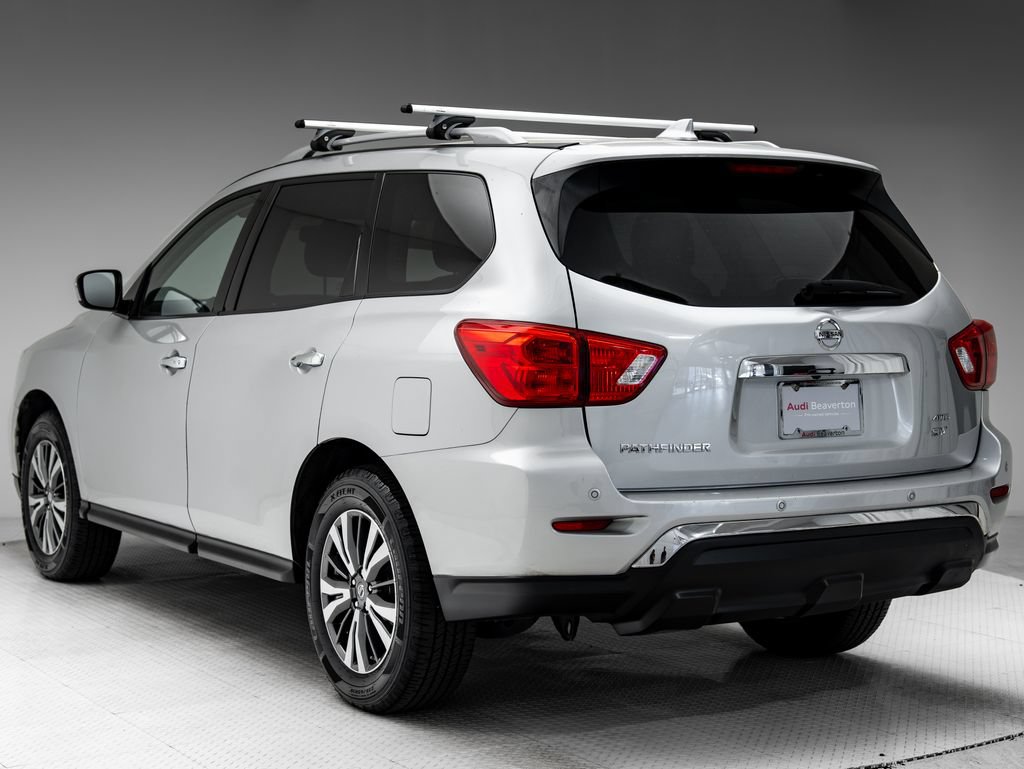 Used 2019 Nissan Pathfinder SV AWD/4WD image 3