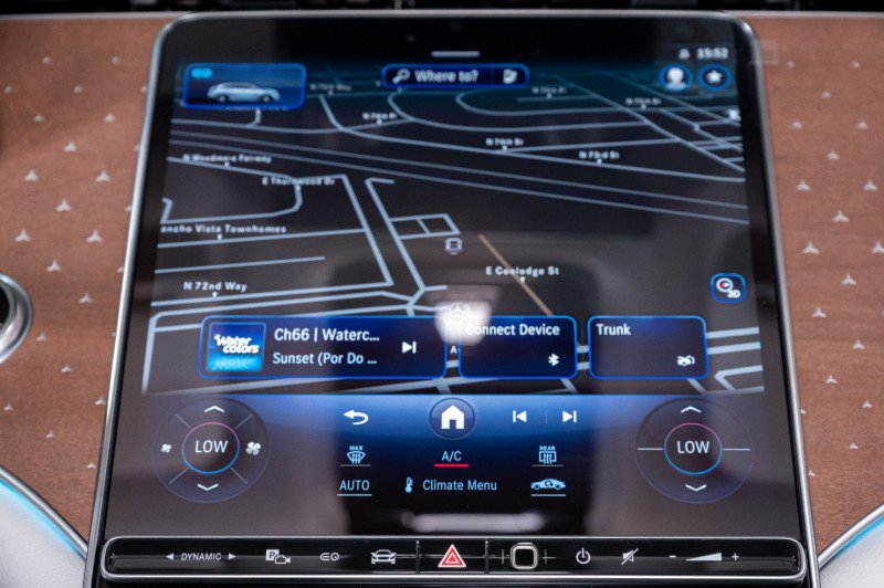 New 2026 Mercedes-Benz EQE 320 4MATIC SUV image 20