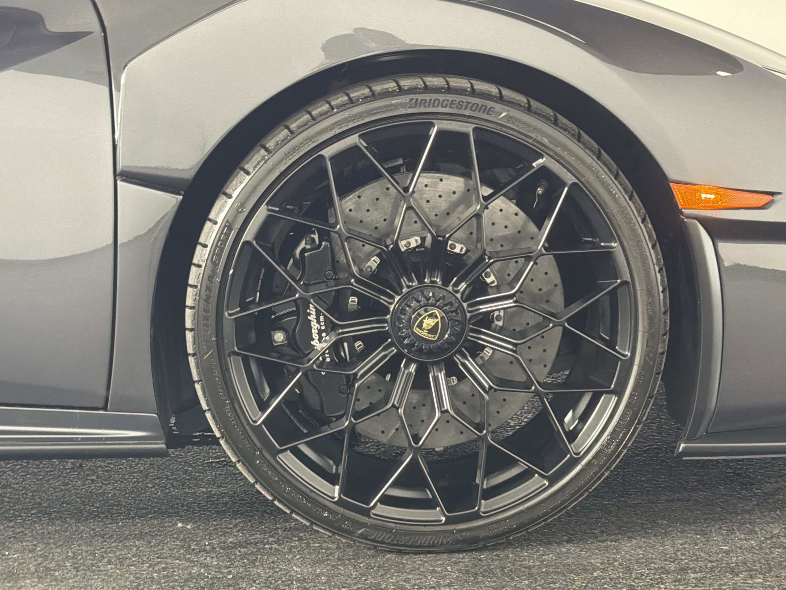 Used 2022 Lamborghini Huracan STO image 21