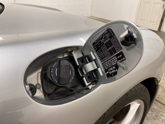 Used 2004 Porsche Boxster RWD image 81
