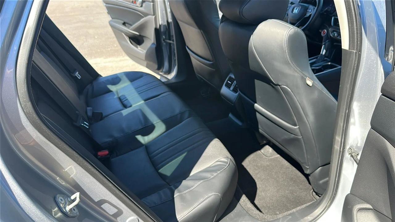 Used 2018 Honda Accord EX-L image 31