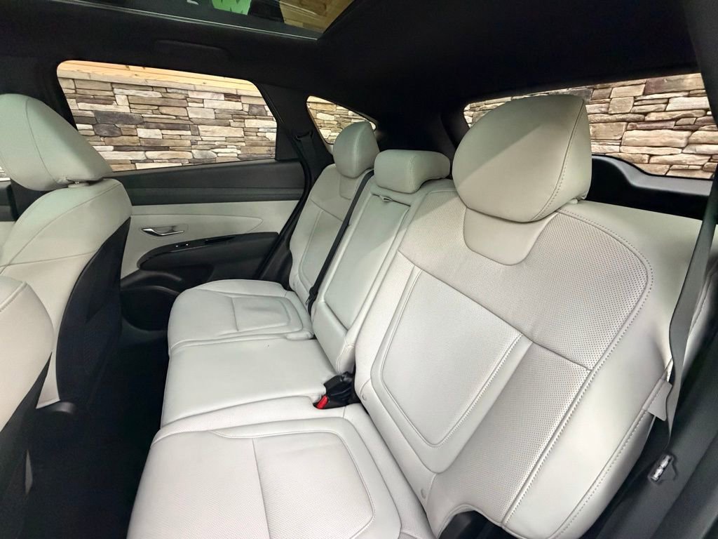 Certified 2025 Hyundai Tucson Limited image 30
