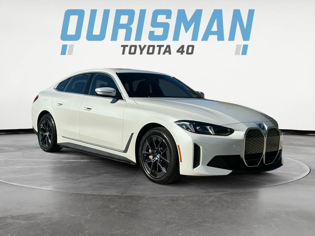 Used 2025 BMW i4 eDrive40 image 9