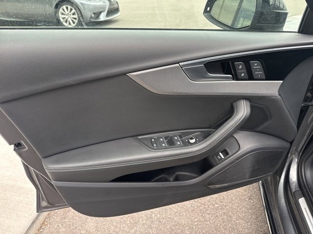 Used 2022 Audi A4 2.0T Premium Plus w/ Premium Plus Package image 7