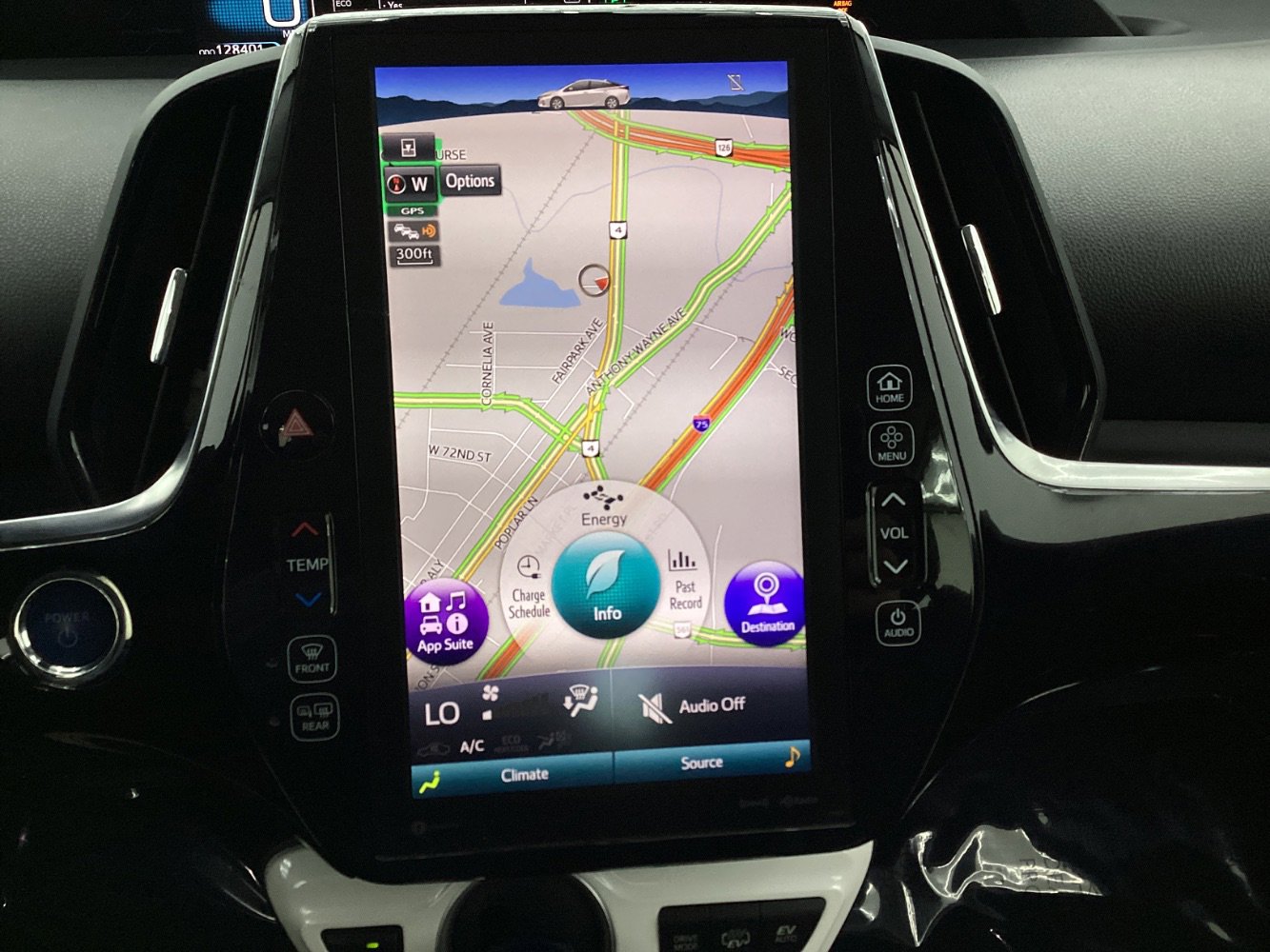 Used 2018 Toyota Prius Prime Premium image 34