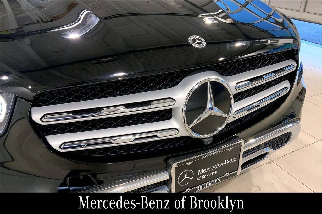 Used 2022 Mercedes-Benz GLC 300 4MATIC image 32