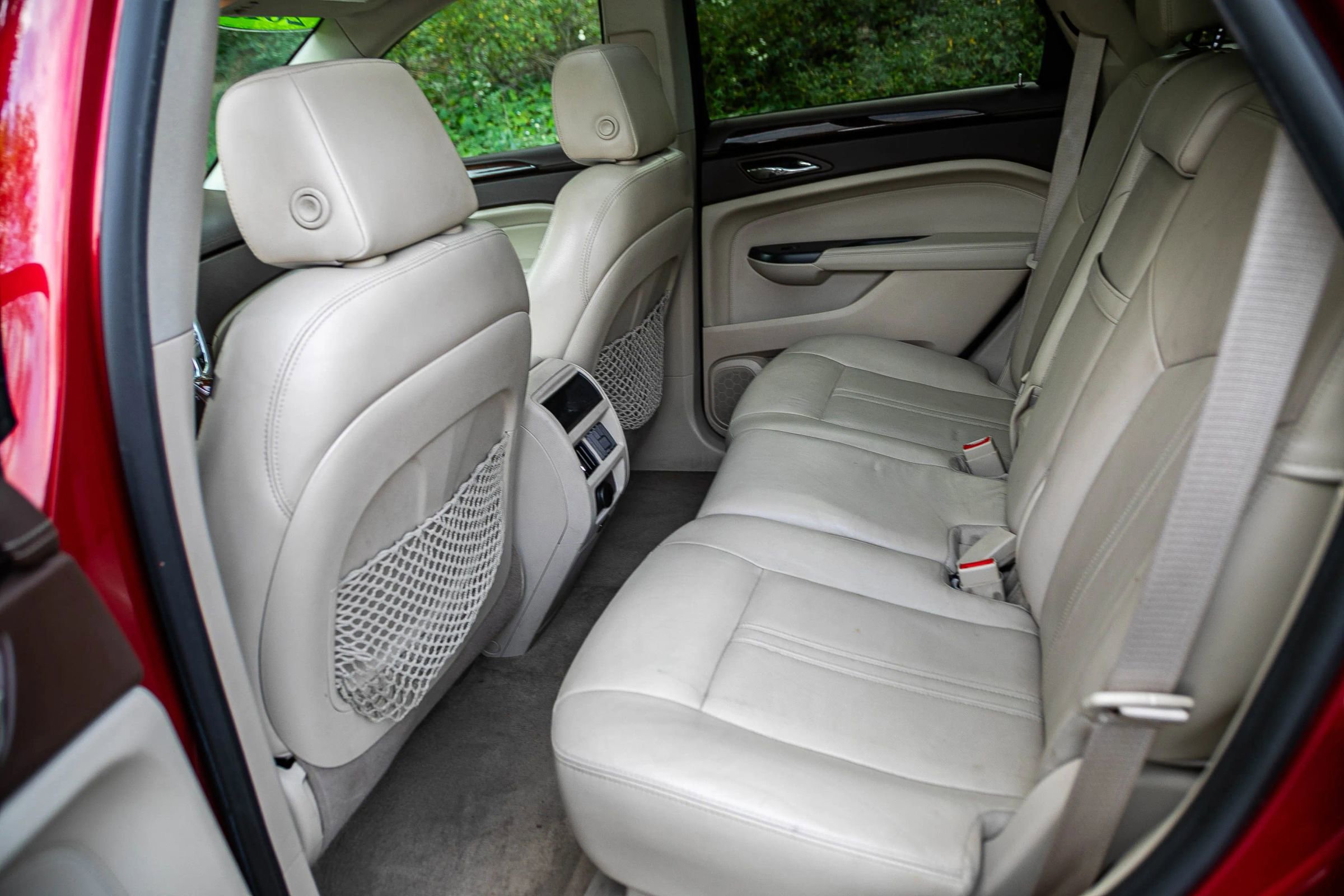 Used 2013 Cadillac SRX Luxury w/ Driver Awareness Package image 28