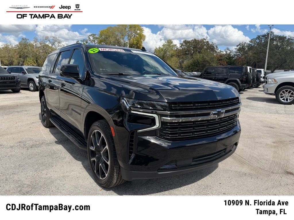 Used 2021 Chevrolet Suburban RST w/ Luxury Package image 1