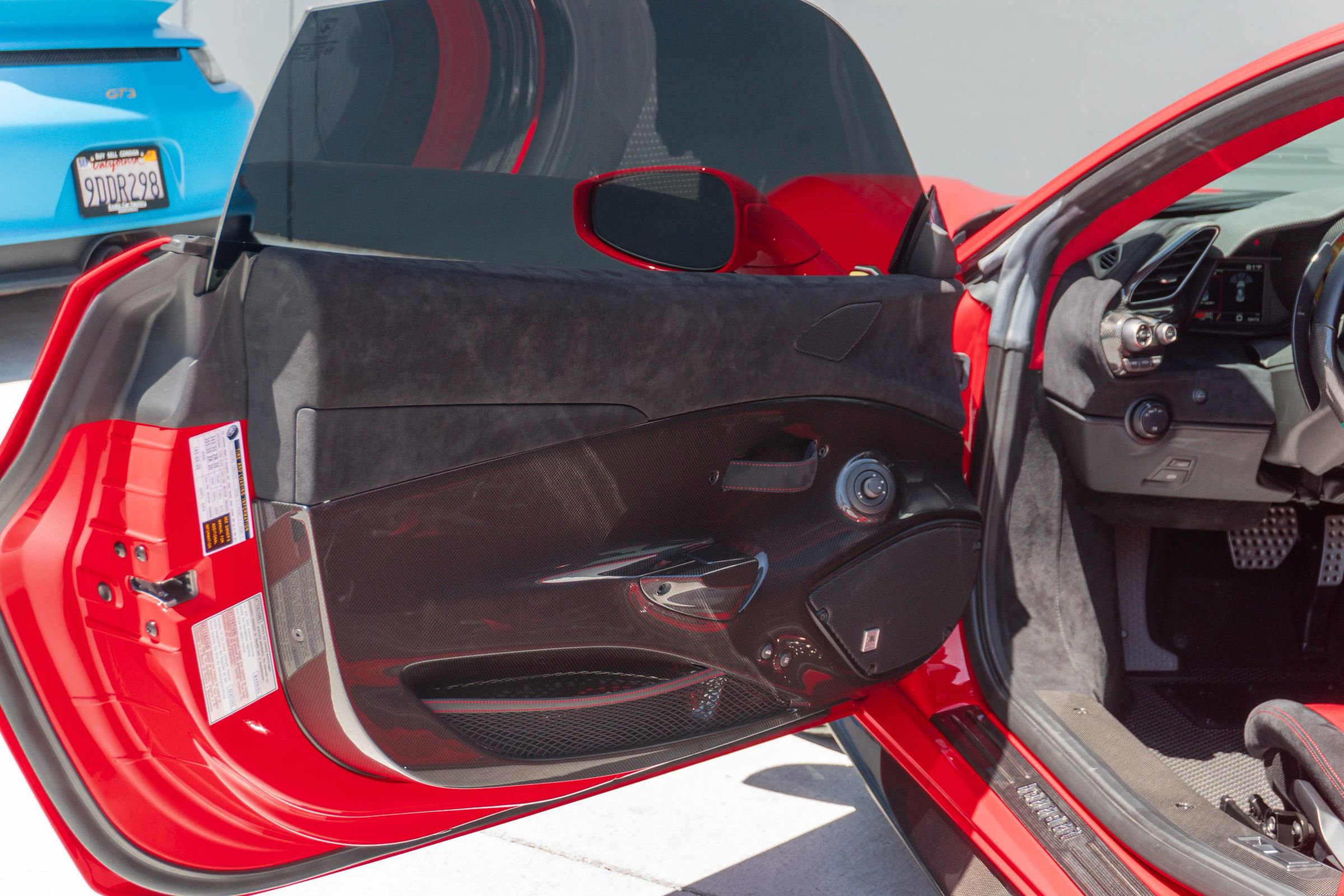 Used 2019 Ferrari 488 Pista Coupe RWD image 76