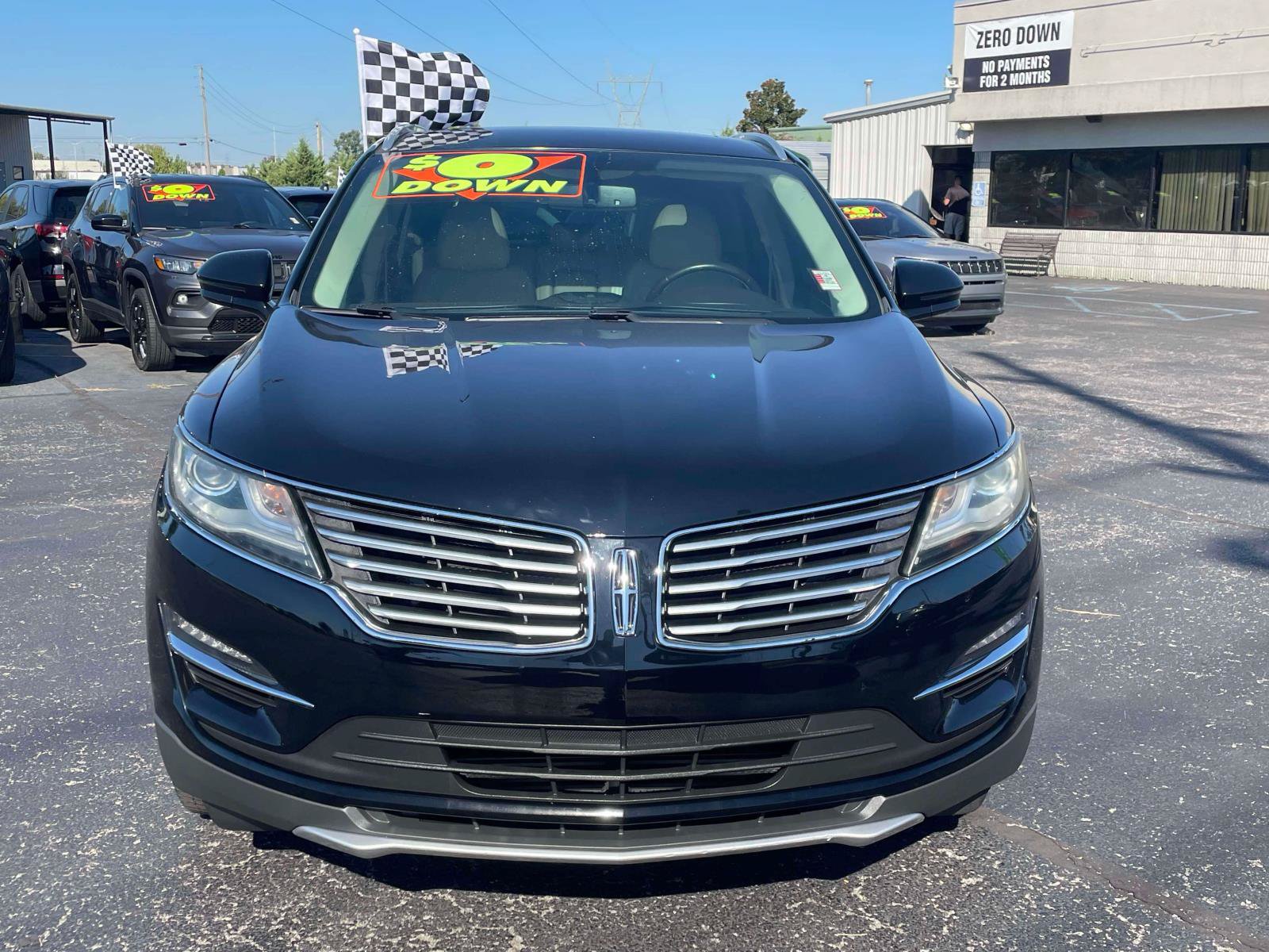 Used 2018 Lincoln MKC Reserve FWD image 2