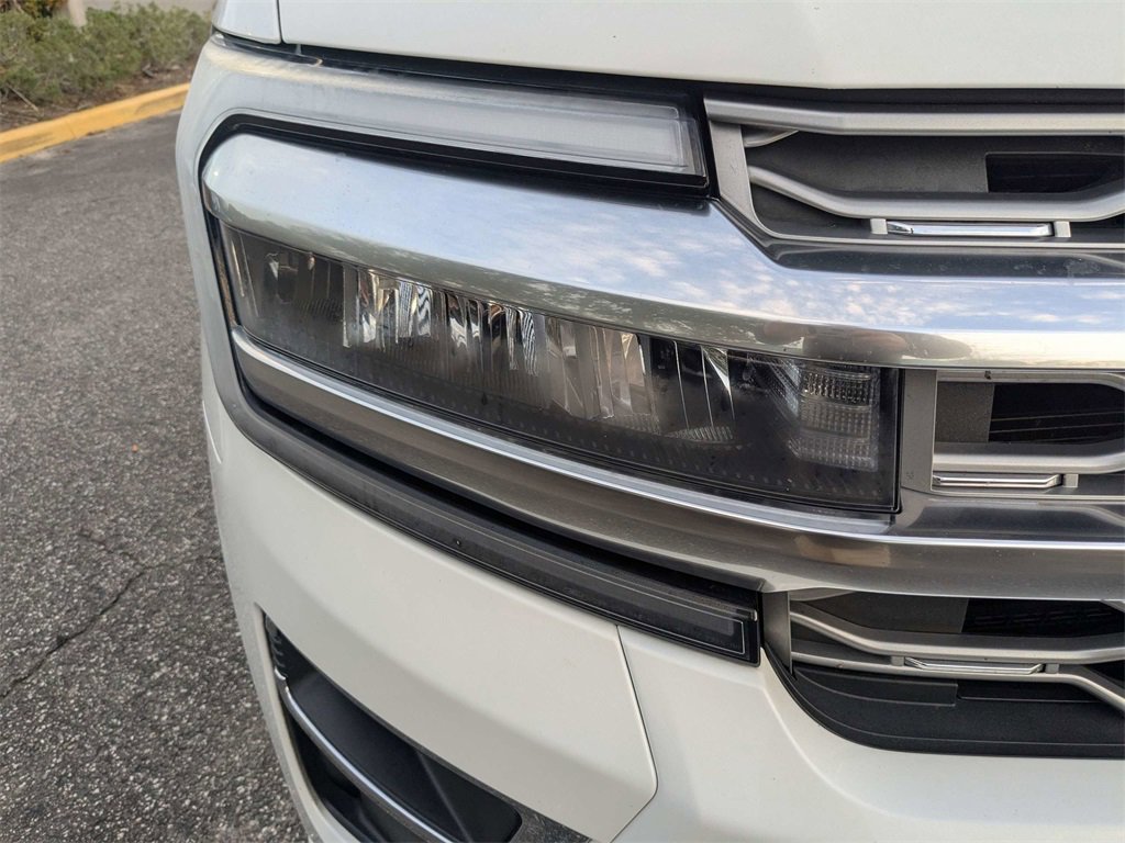 Used 2022 Ford Expedition Platinum image 10