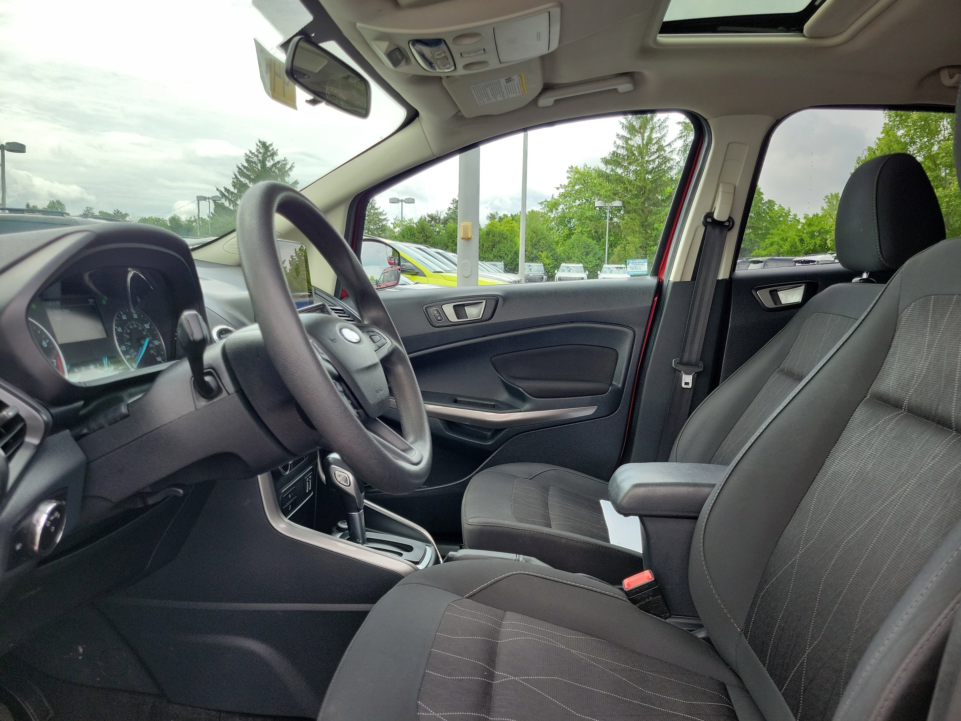 Used 2021 Ford EcoSport SE FWD image 26