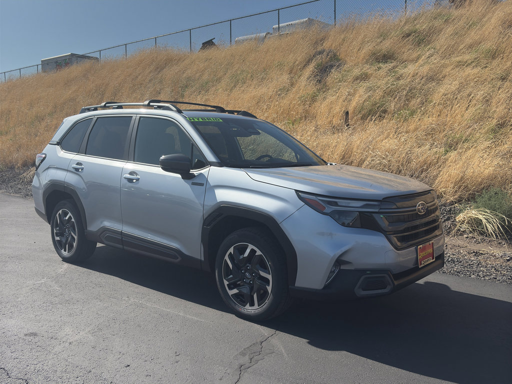New 2025 Subaru Forester Limited w/ Popular Package