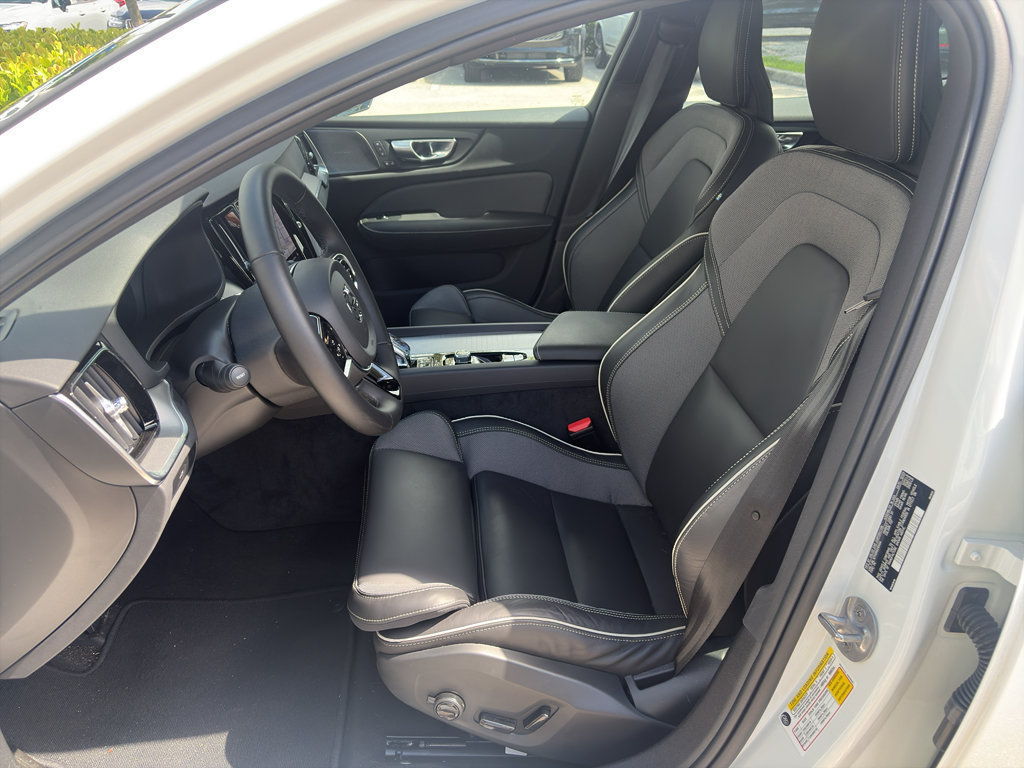 Certified 2024 Volvo S60 B5 Plus w/ Climate Package AWD/4WD image 4