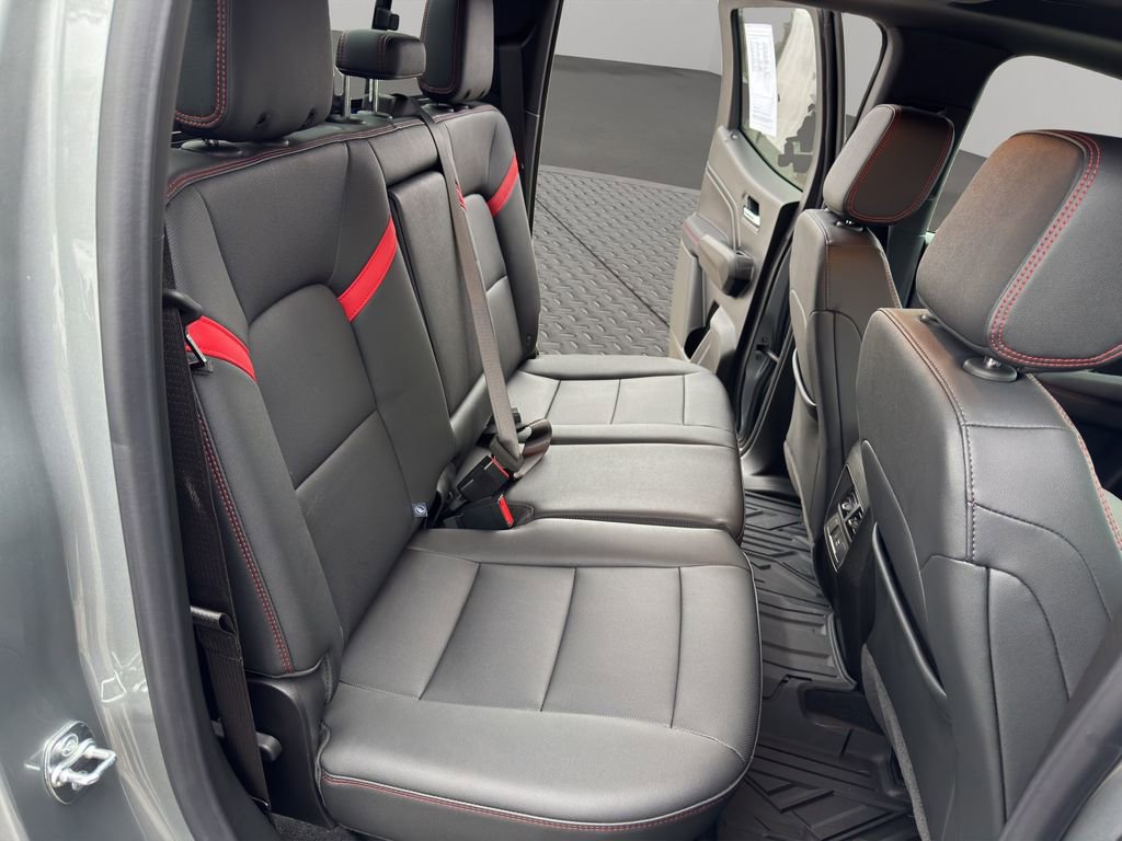 Certified 2025 Chevrolet Colorado Z71 w/ Technology Package image 10