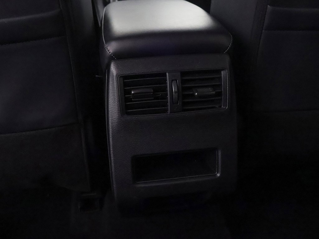 Used 2024 Mitsubishi Outlander SE image 48