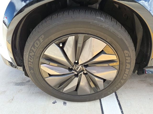 Used 2024 Nissan Ariya AWD image 10