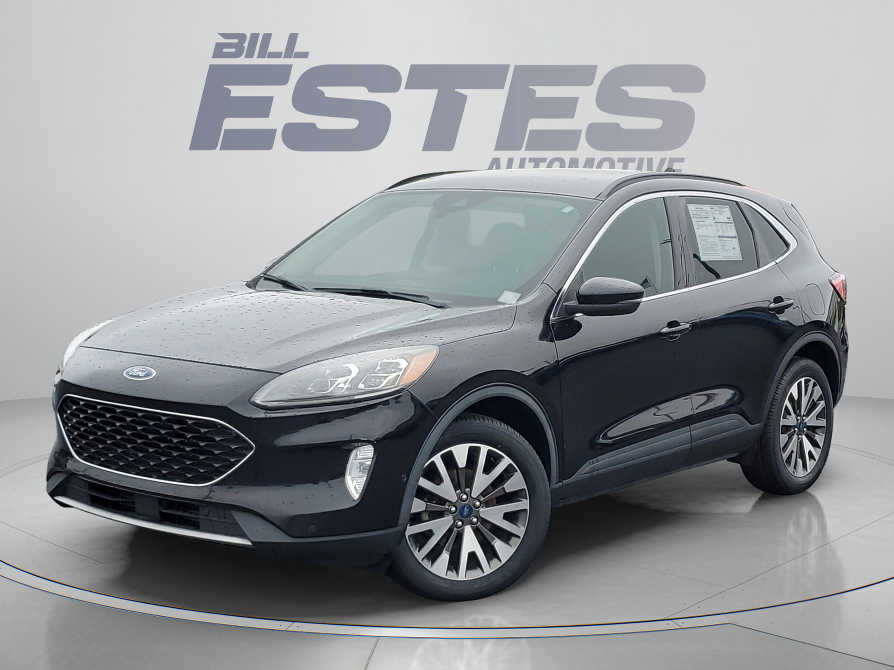 Certified 2020 Ford Escape Titanium AWD/4WD image 1