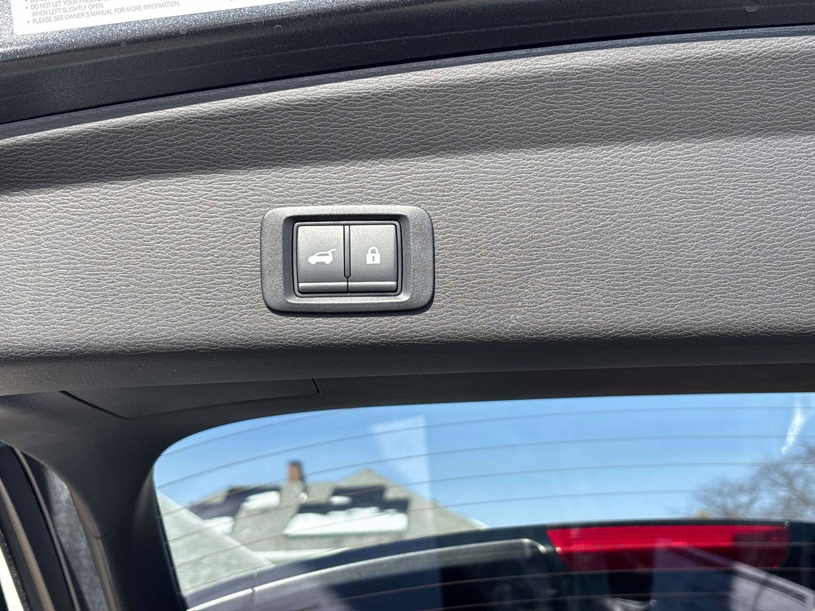 New 2026 Mitsubishi Outlander SEL image 5