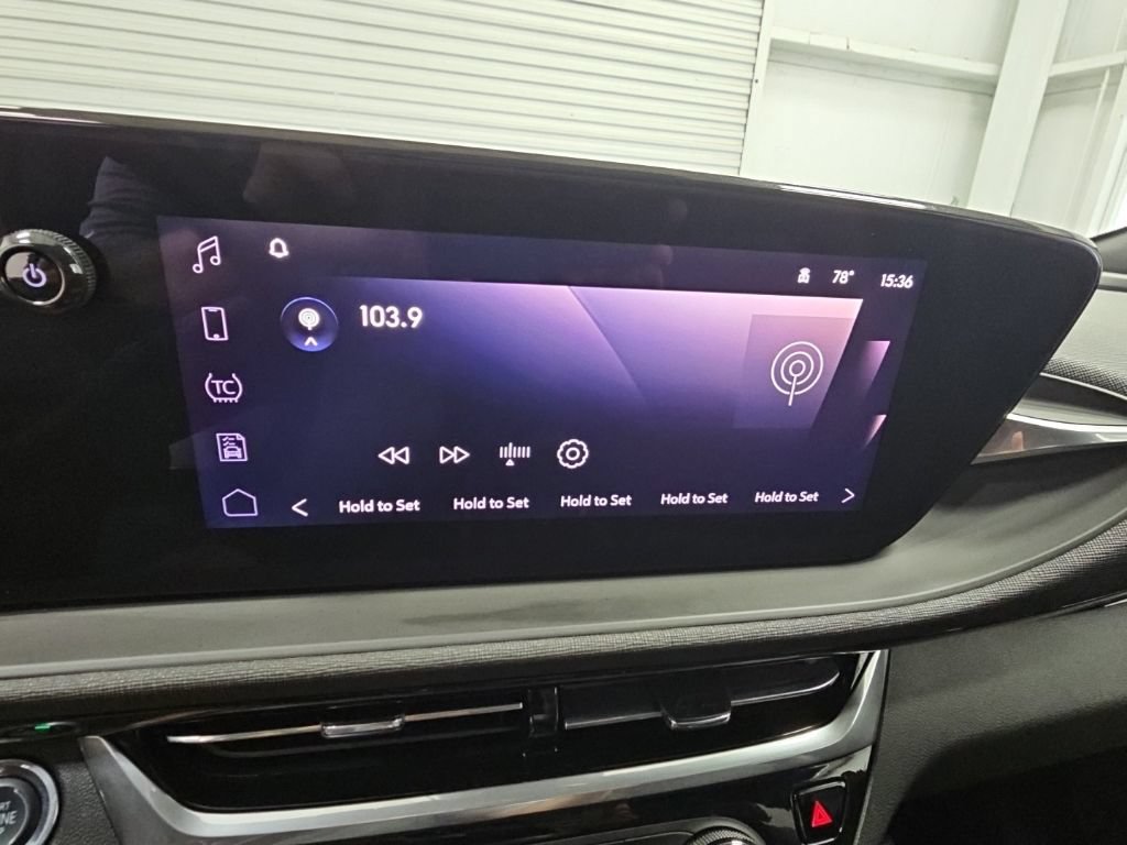 Used 2024 Buick Envista Sport Touring w/ Convenience I Package FWD image 15