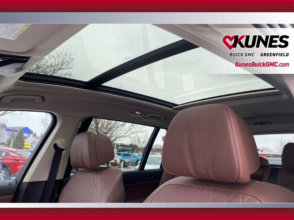 Used 2025 BMW X7 xDrive40i image 19