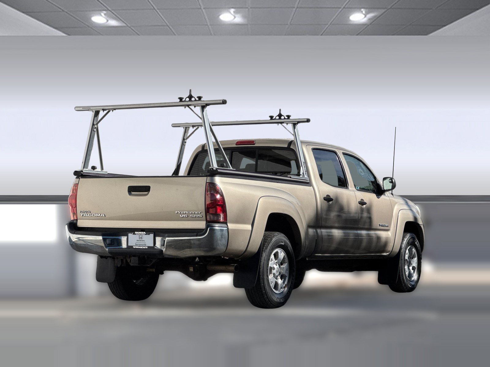 Used 2006 Toyota Tacoma PreRunner w/ SR5 Pkg #2 RWD image 8