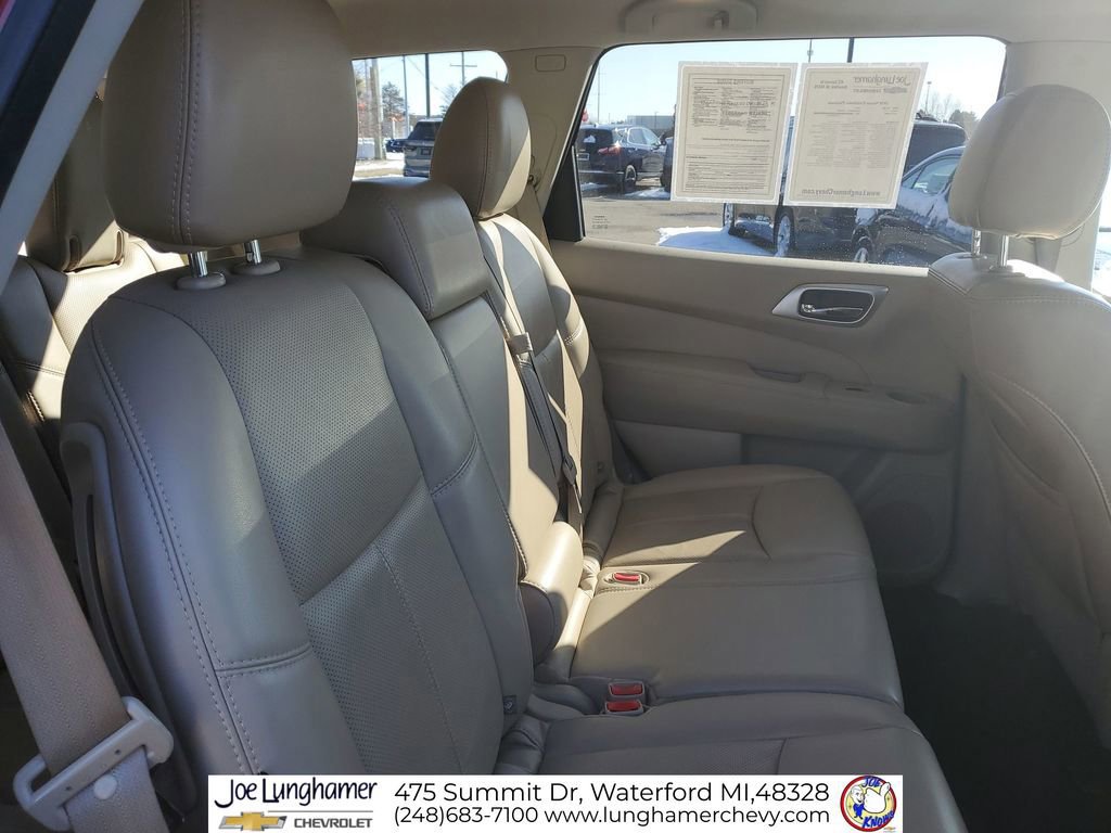 Used 2018 Nissan Pathfinder Platinum image 29