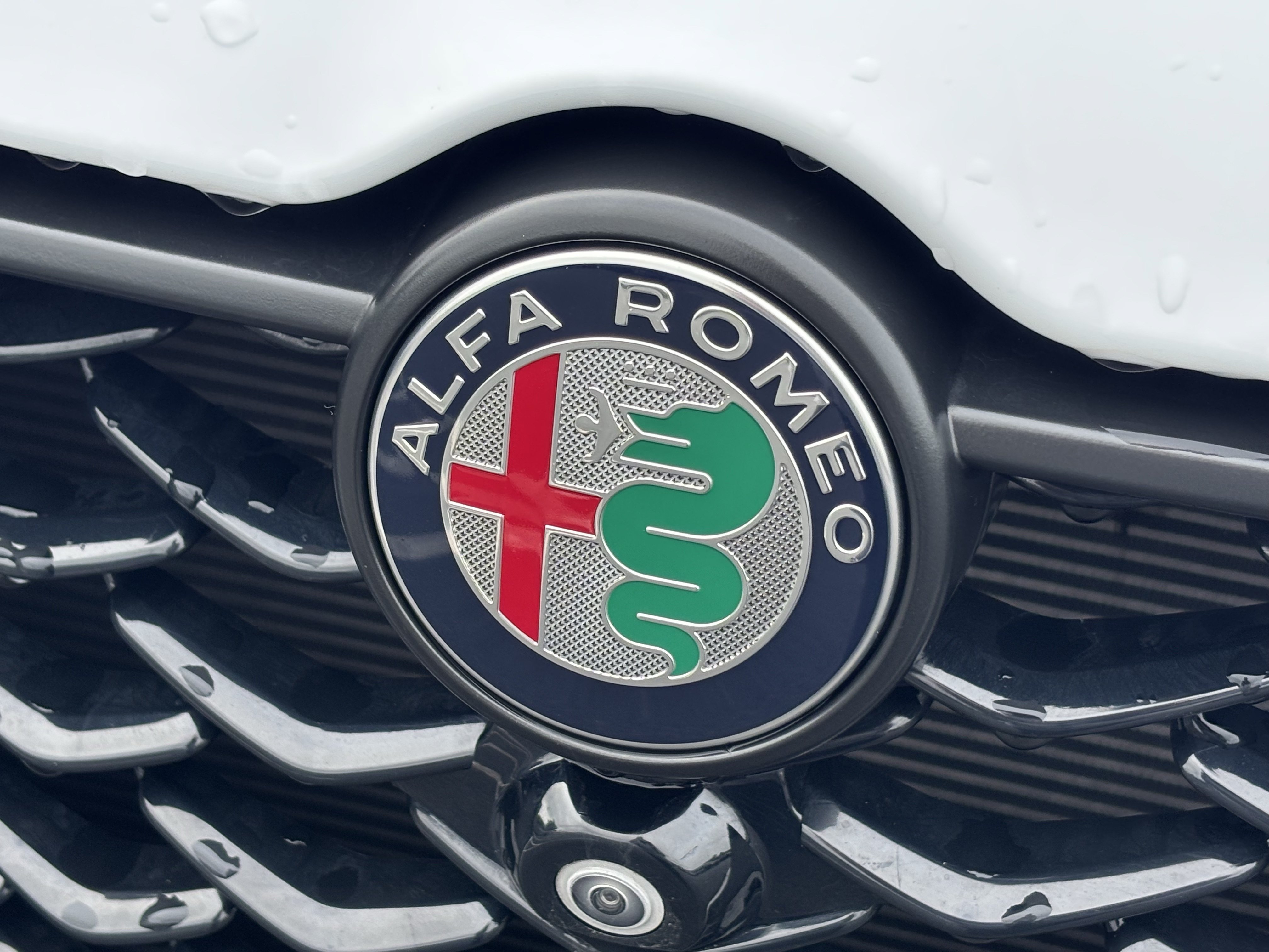 Used 2024 Alfa Romeo Tonale Veloce AWD/4WD image 14