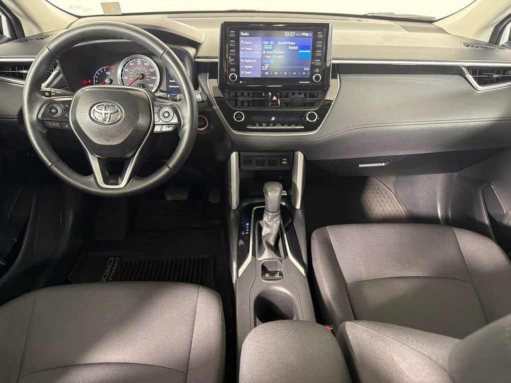 Used 2022 Toyota Corolla Cross LE FWD image 22