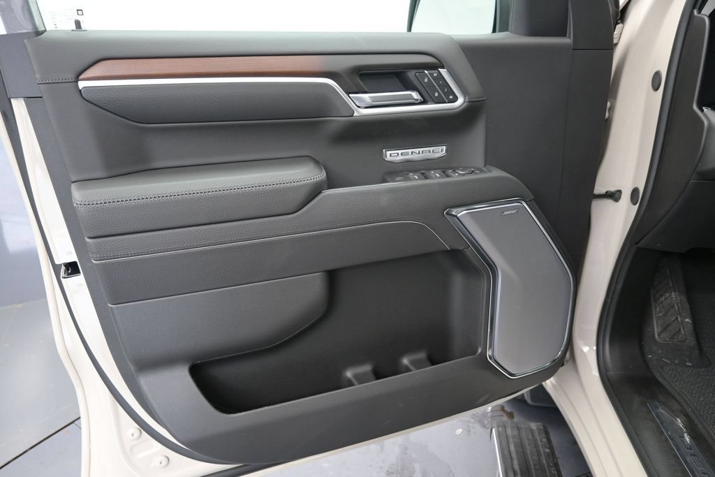 New 2026 GMC Sierra 1500 Denali AWD/4WD image 19