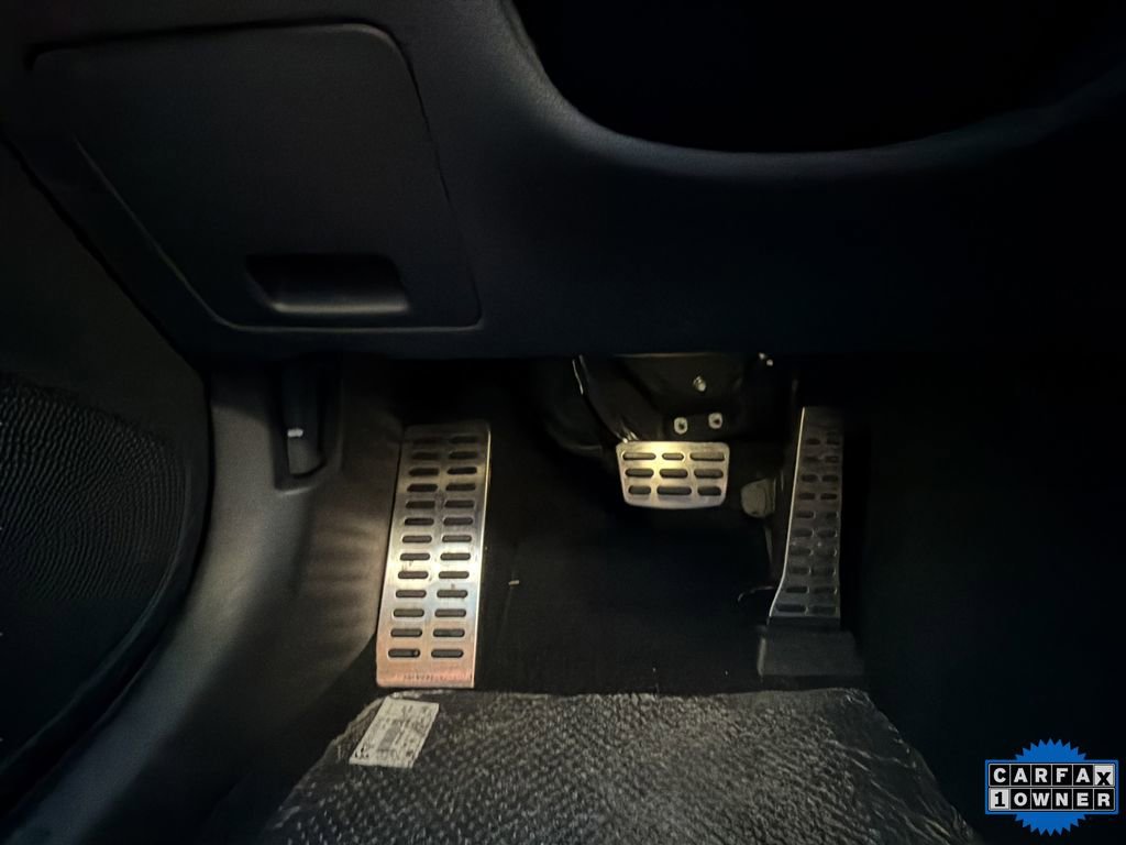 Used 2025 Genesis G70 3.3T Advanced w/ Sport Prestige Package image 46