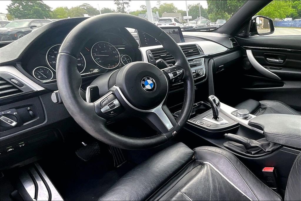 Used 2019 BMW 440i Coupe w/ M Sport Package RWD image 6