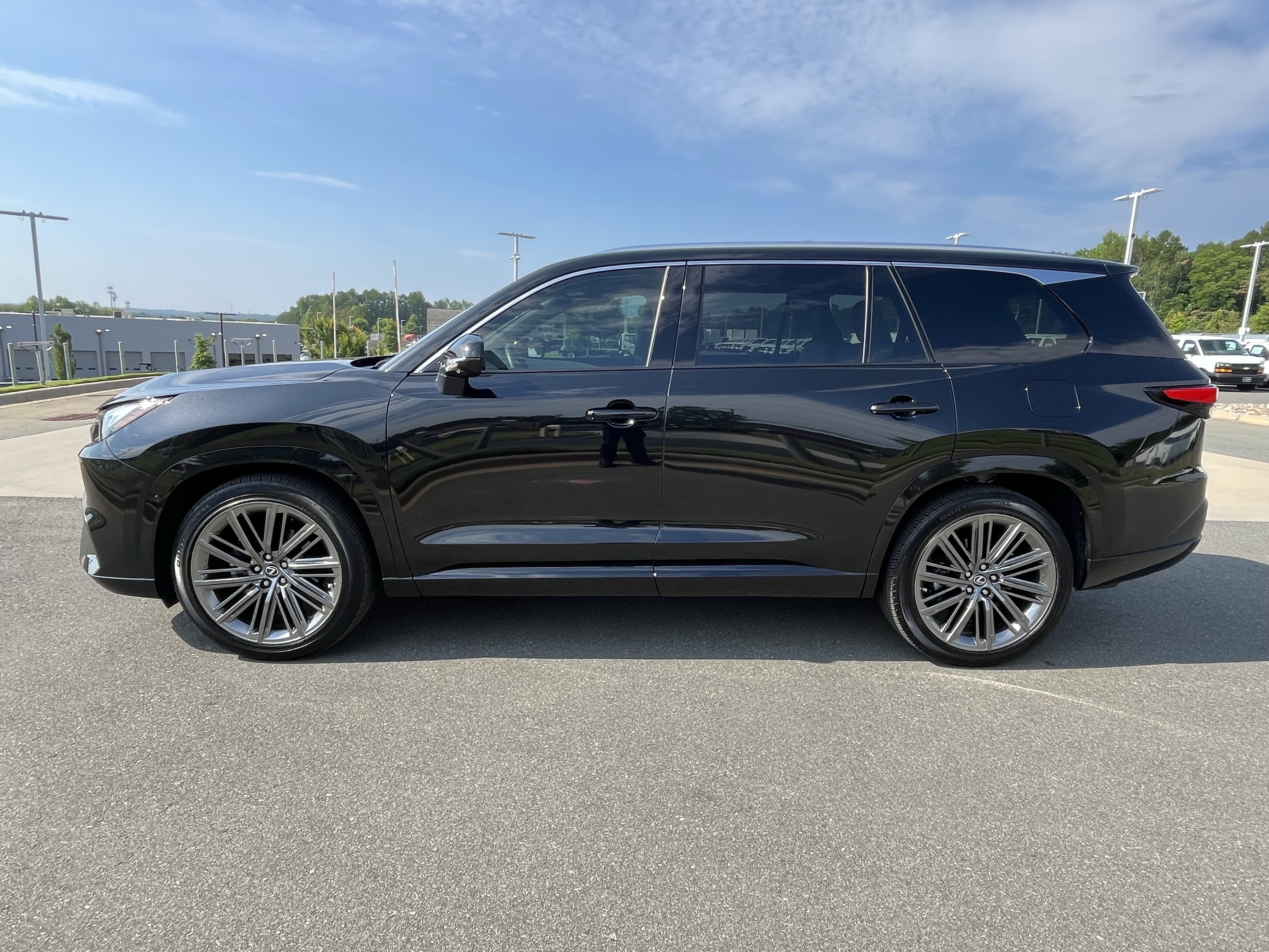 Used 2025 Lexus TX 350 AWD w/ Technology Package image 6