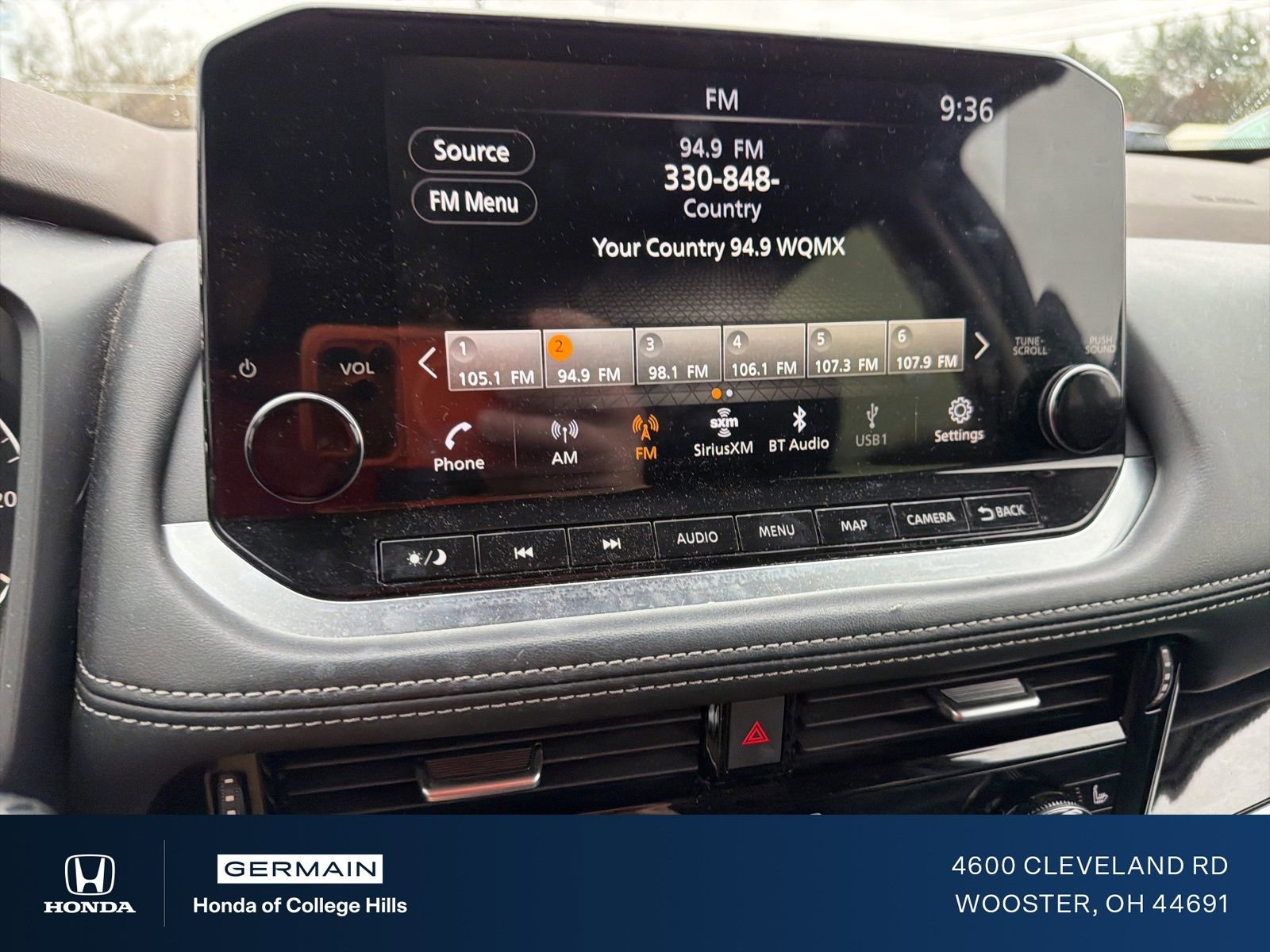 Used 2023 Nissan Rogue SL w/ SL Premium Package image 19