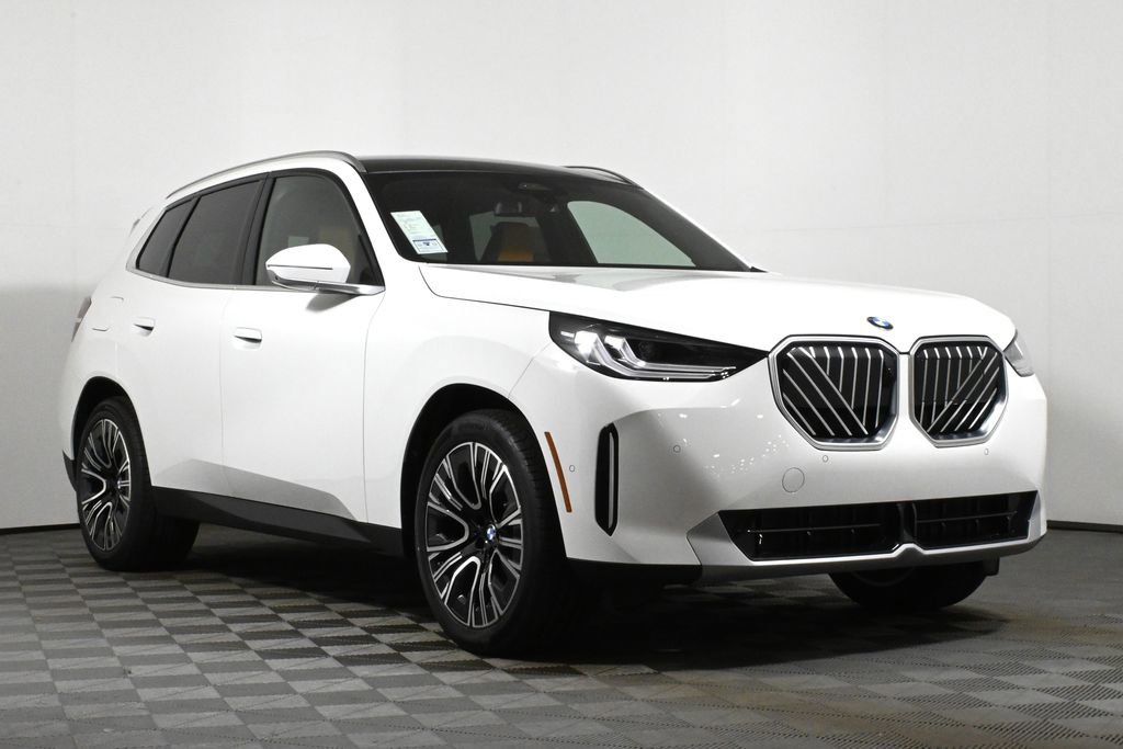 Used 2025 BMW X3 xDrive30i w/ Premium Package image 9