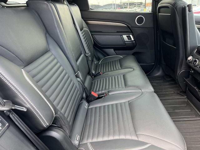 Used 2018 Land Rover Discovery HSE AWD/4WD image 29