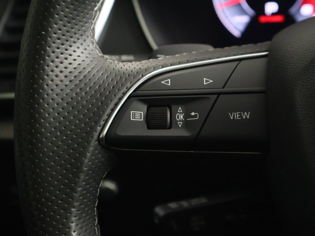 Used 2023 Audi SQ5 Prestige w/ Prestige Package image 43