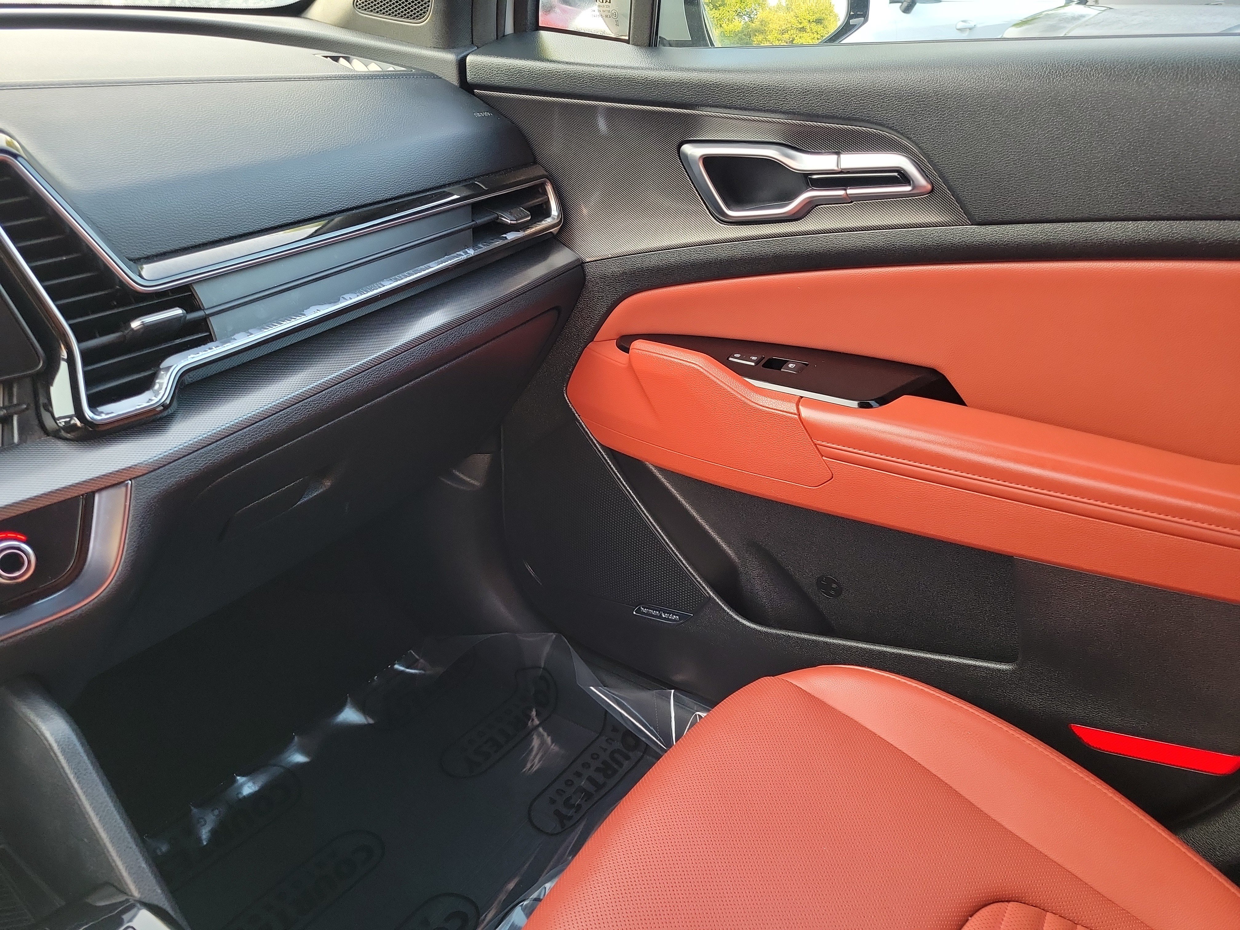Used 2023 Kia Sportage SX FWD image 24
