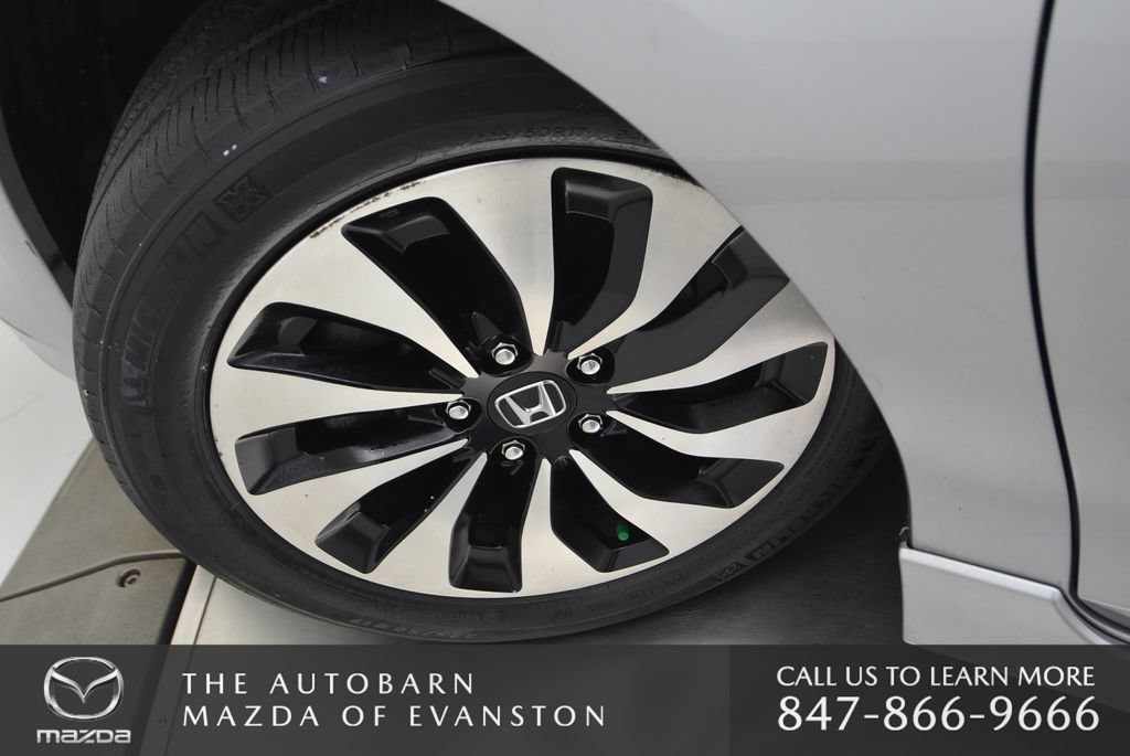 Used 2017 Honda Accord Touring image 35