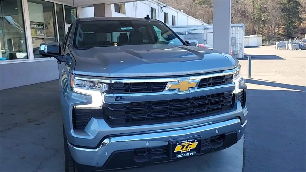 New 2025 Chevrolet Silverado 1500 LT w/ Z71 Off-Road Package image 4