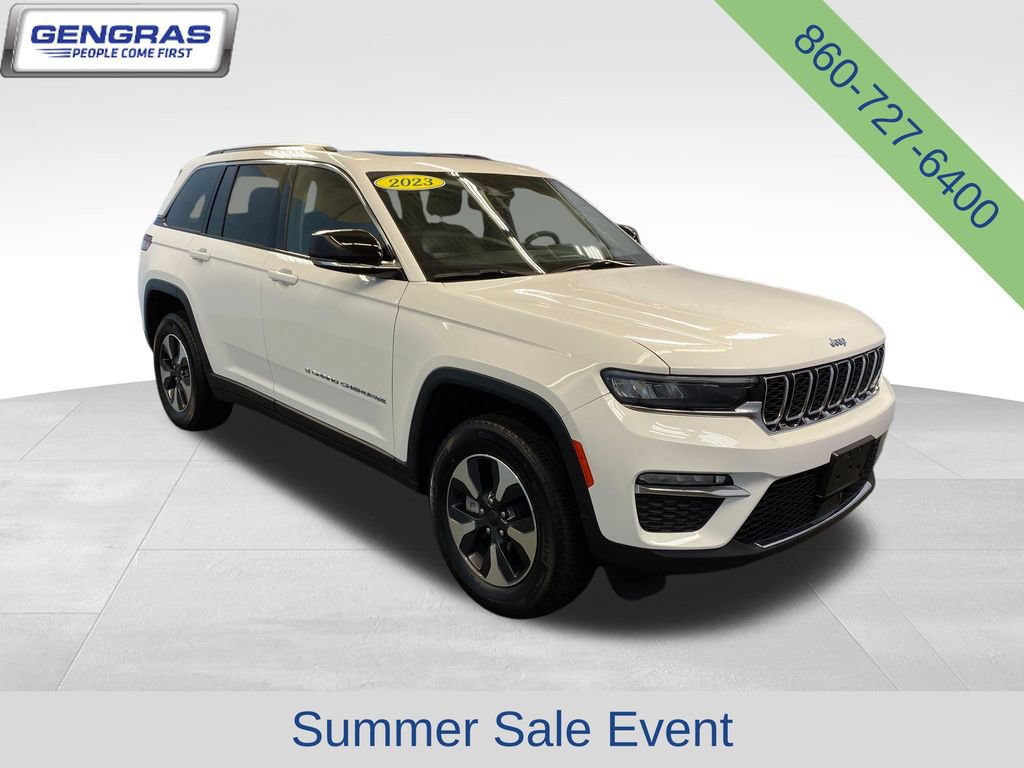 Used 2023 Jeep Grand Cherokee 4WD 4xe image 1