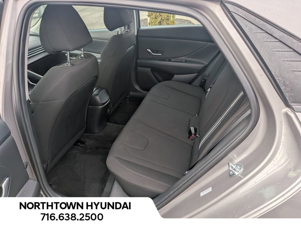 Certified 2023 Hyundai Elantra SEL image 34