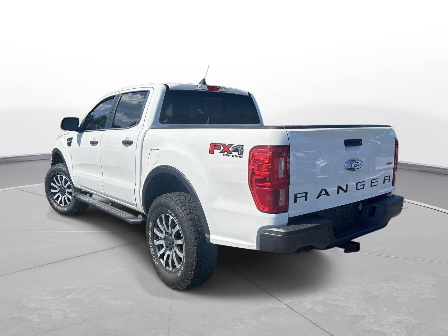 Used 2019 Ford Ranger XLT w/ Equipment Group 302A Luxury AWD/4WD image 8