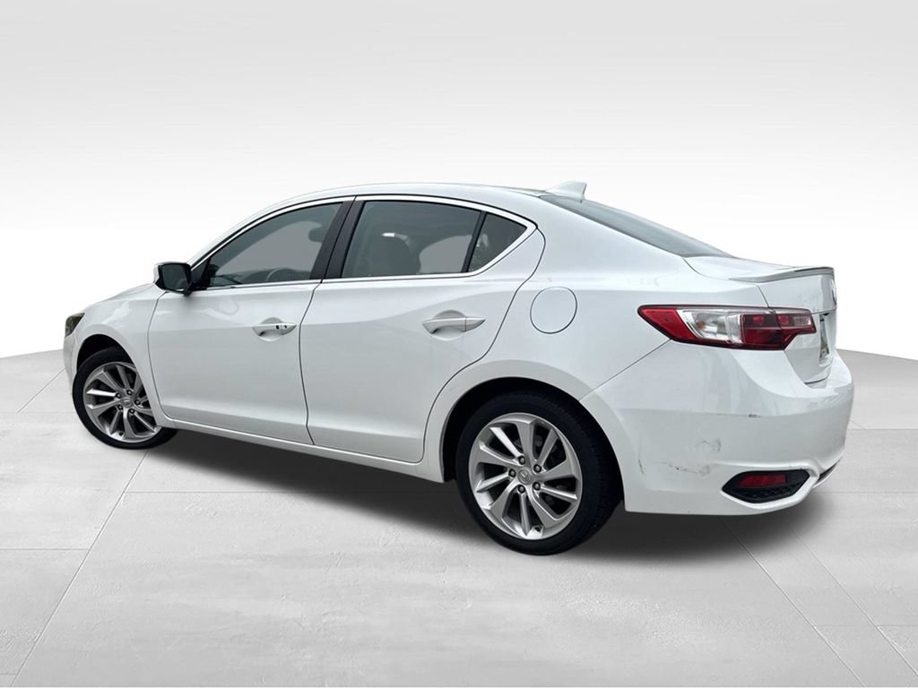 Used 2016 Acura ILX FWD image 3