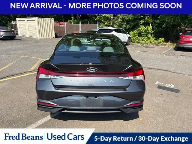 Used 2023 Hyundai Elantra SEL w/ Convenience Package FWD image 7