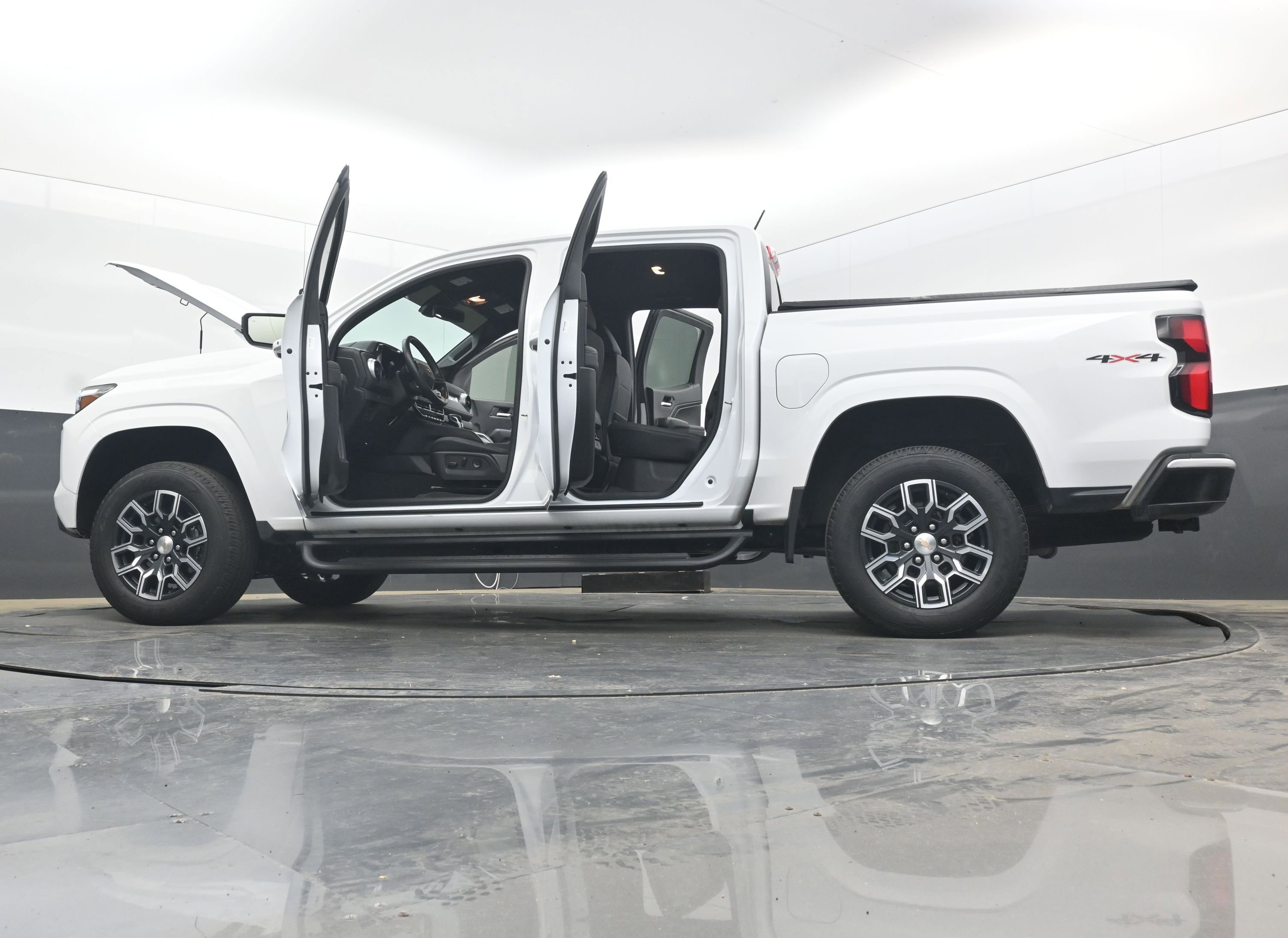 Certified 2023 Chevrolet Colorado LT w/ LT Convenience Package III image 42